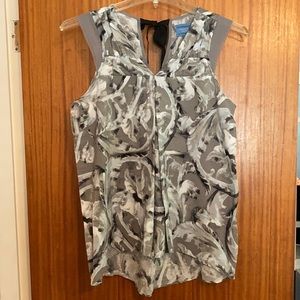 Simply Vera Wang Grey Patterned Tank
